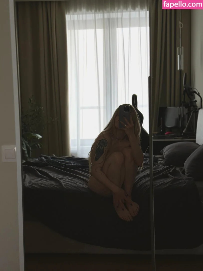 Sorabi Onlyfans Photo Gallery 