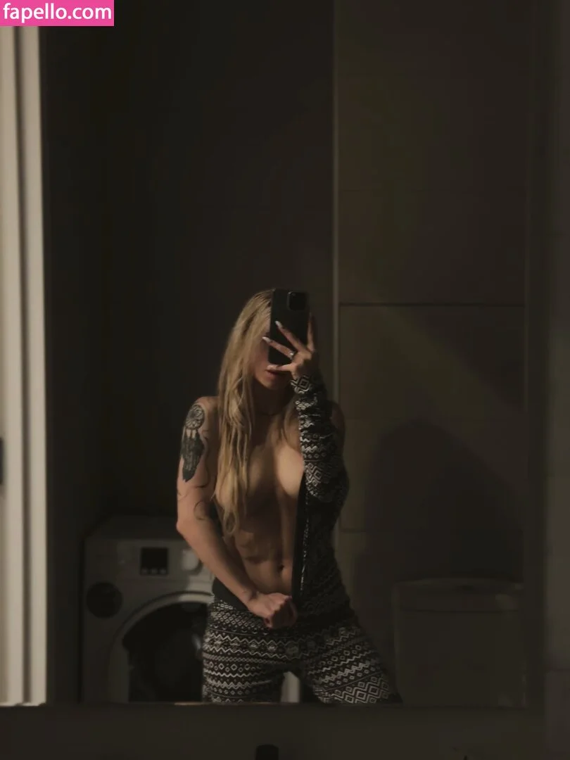 Sorabi Onlyfans Photo Gallery 