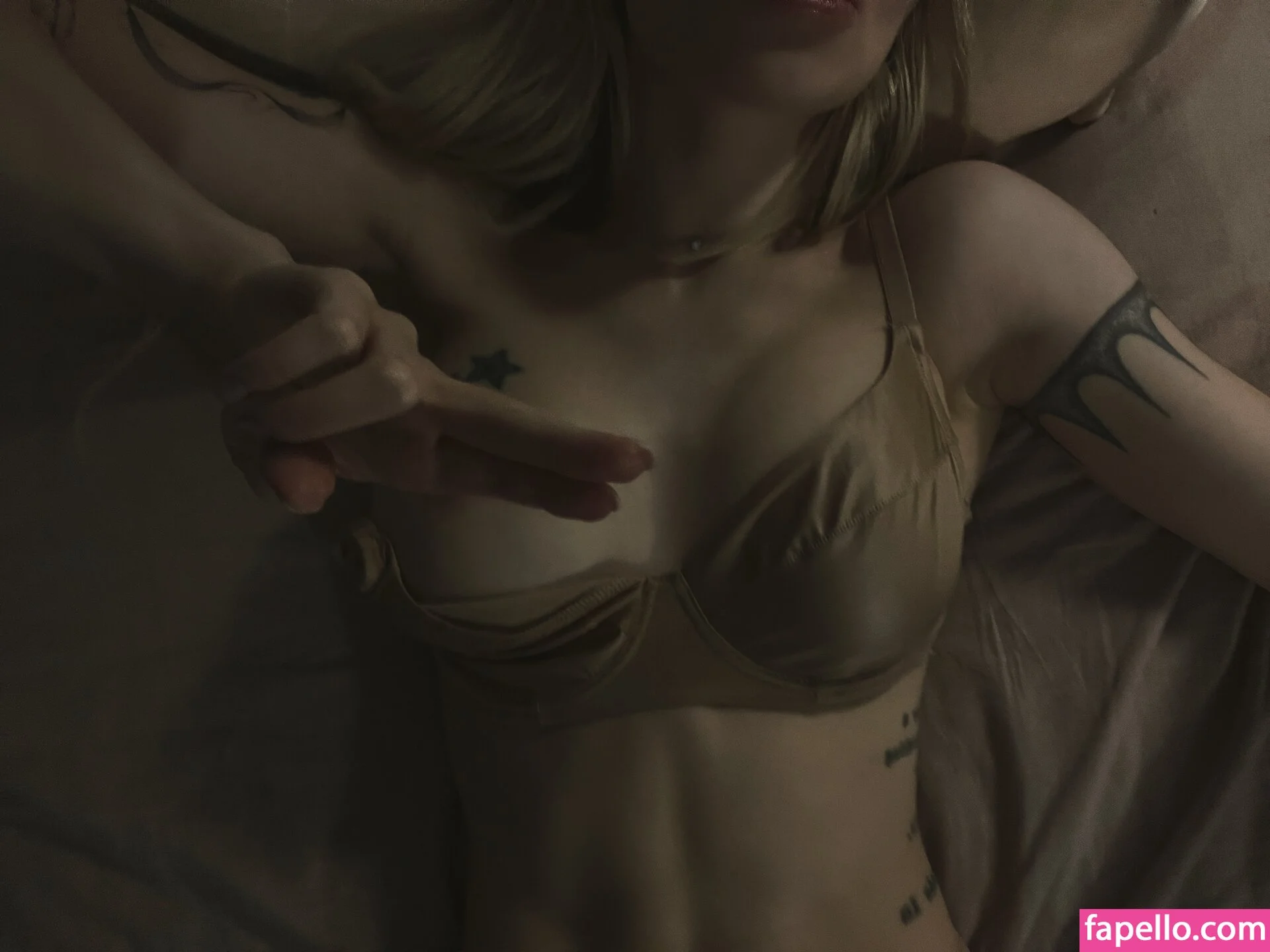 Sorabi Onlyfans Photo Gallery 