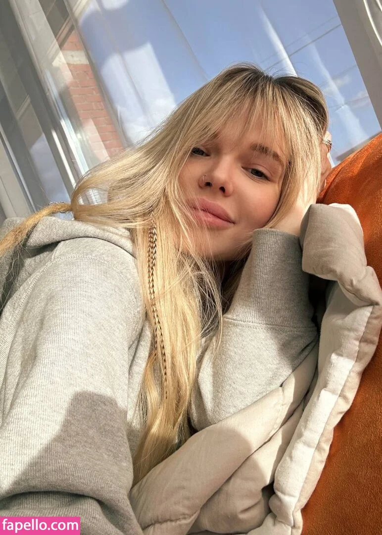 Sorabi Onlyfans Photo Gallery 