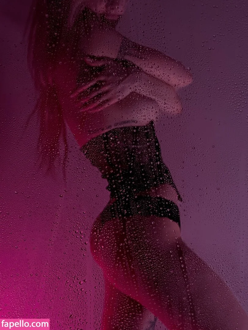 Sorabi Onlyfans Photo Gallery 