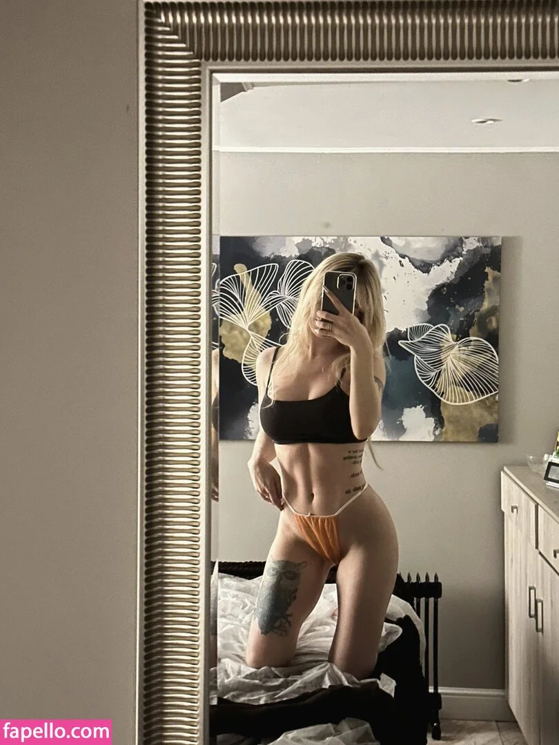 Sorabi Onlyfans Photo Gallery 