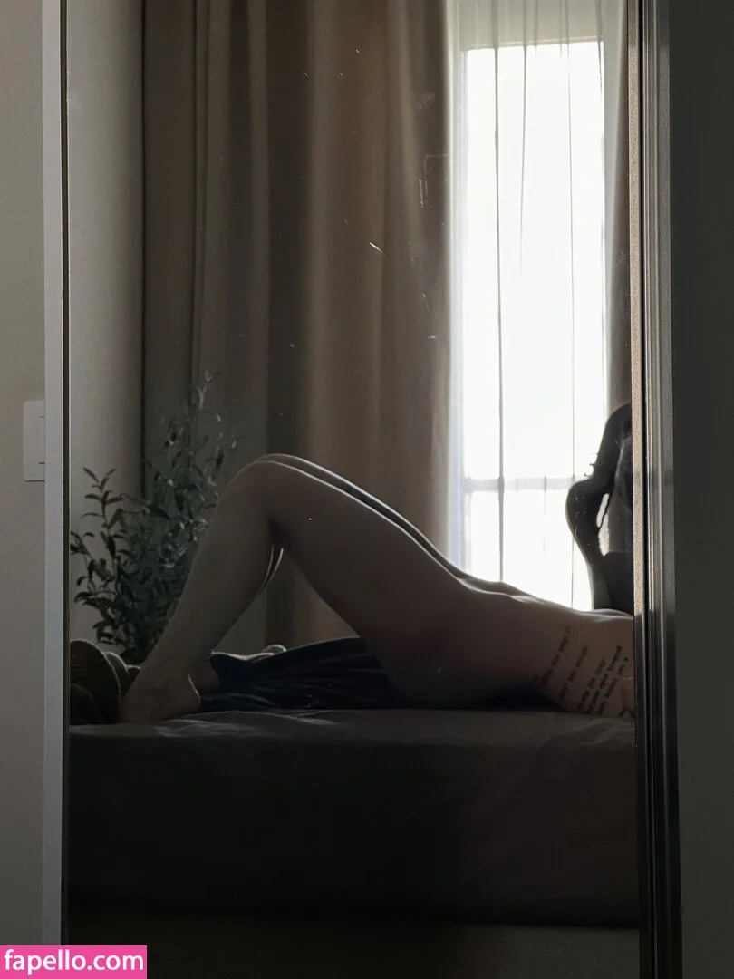 Sorabi Onlyfans Photo Gallery 