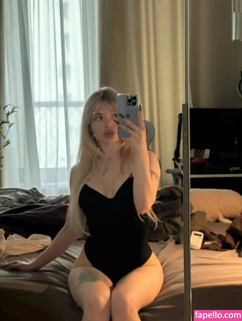 Sorabi Onlyfans Photo Gallery 