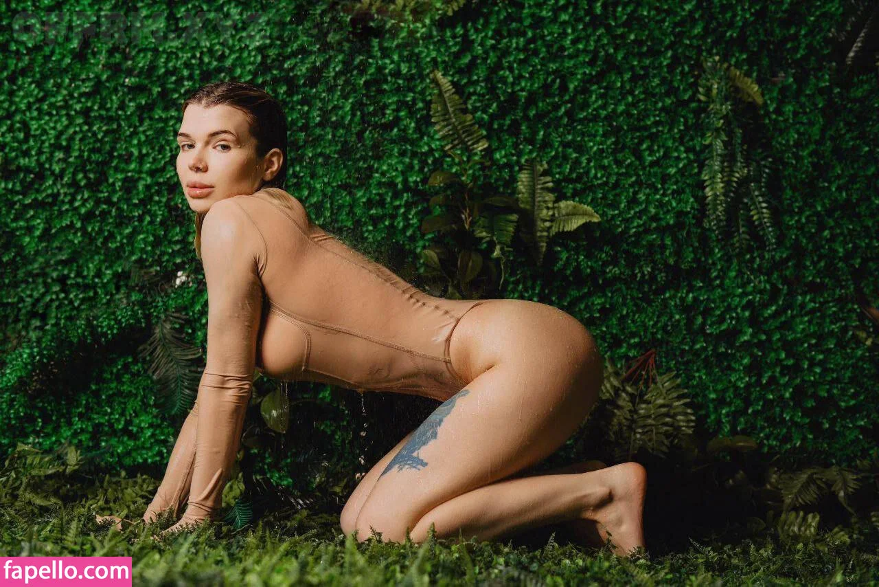 Sorabi Onlyfans Photo Gallery 