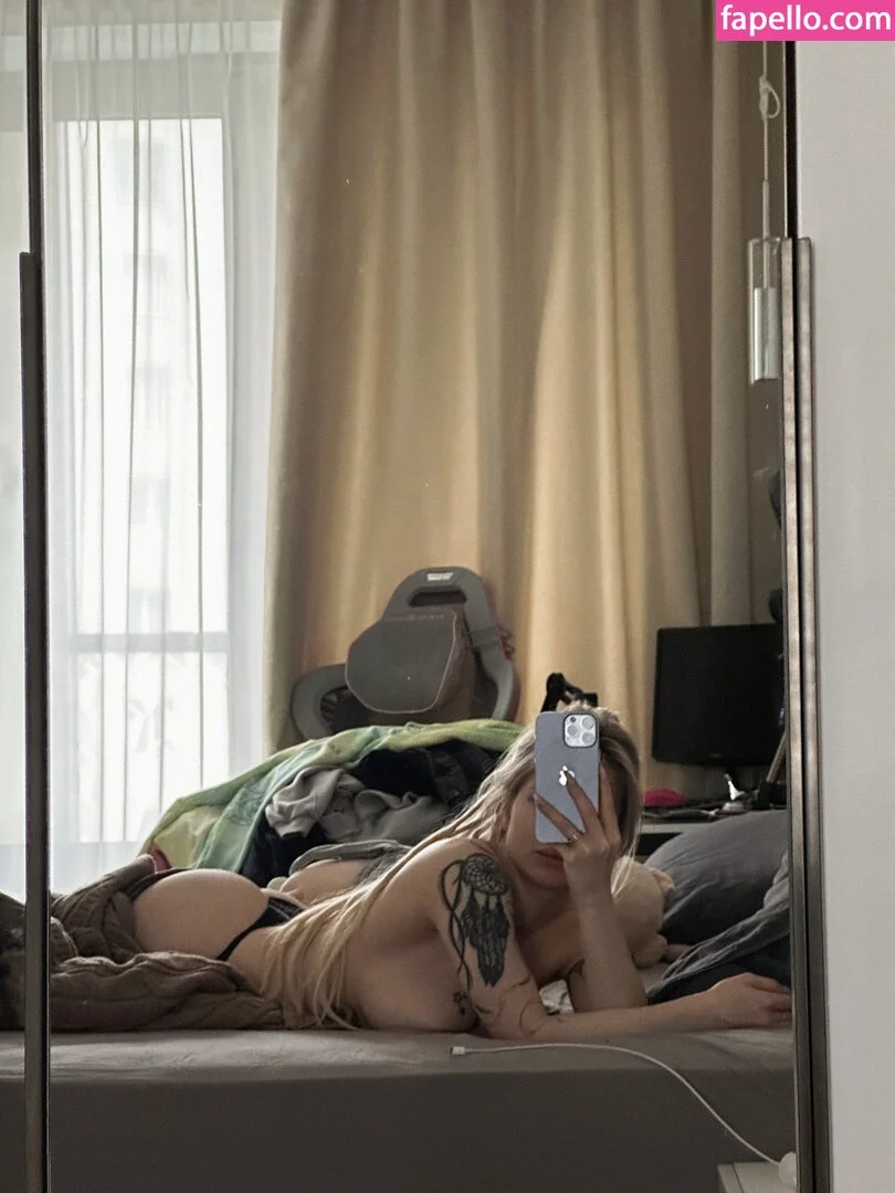 Sorabi Onlyfans Photo Gallery 