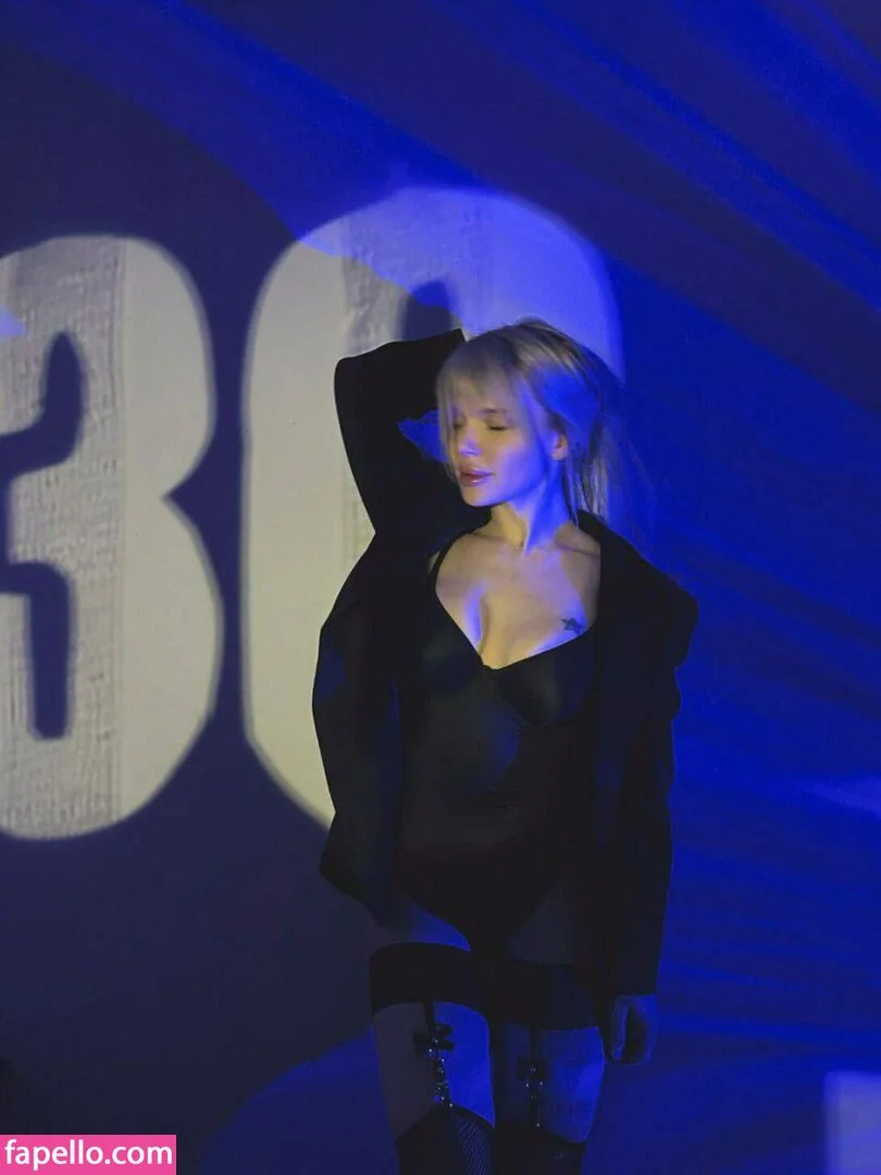 Sorabi Onlyfans Photo Gallery 