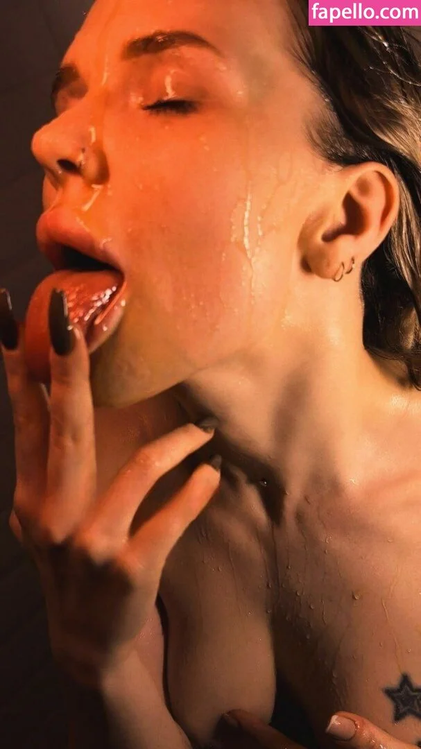 Sorabi Onlyfans Photo Gallery 