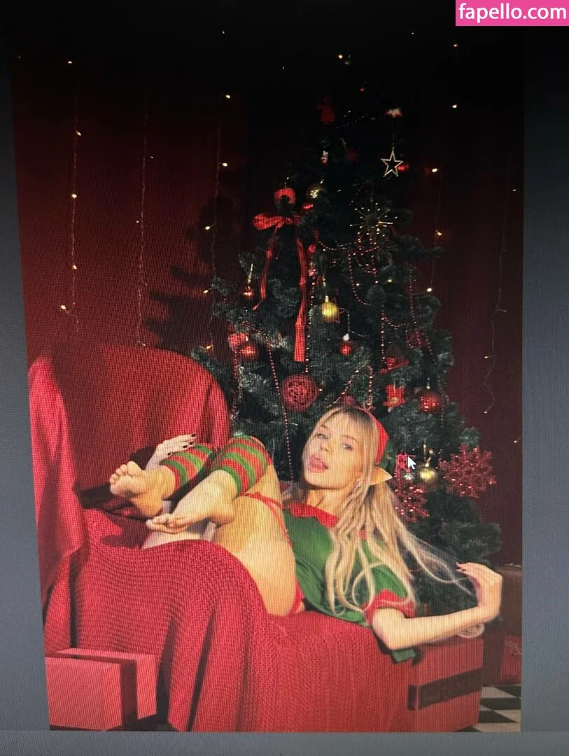 Sorabi Onlyfans Photo Gallery 