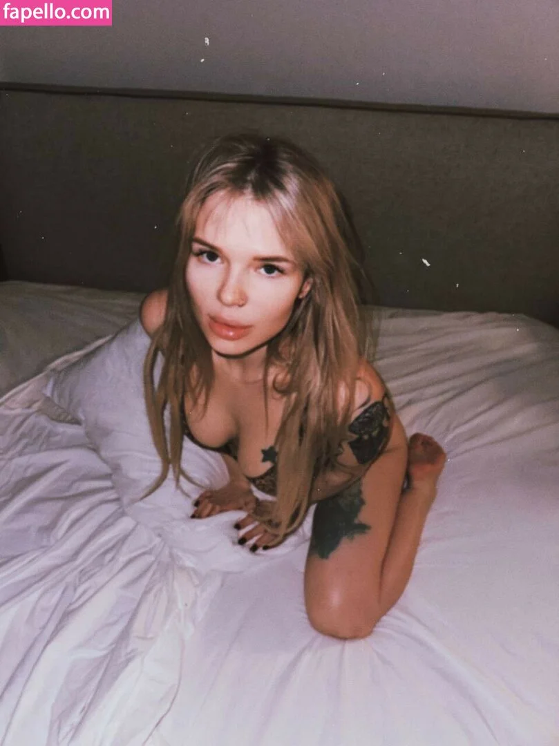 Sorabi Onlyfans Photo Gallery 