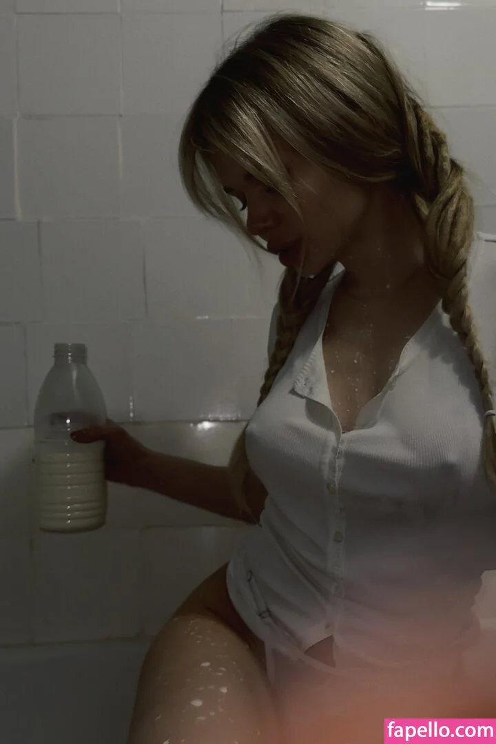 Sorabi Onlyfans Photo Gallery 