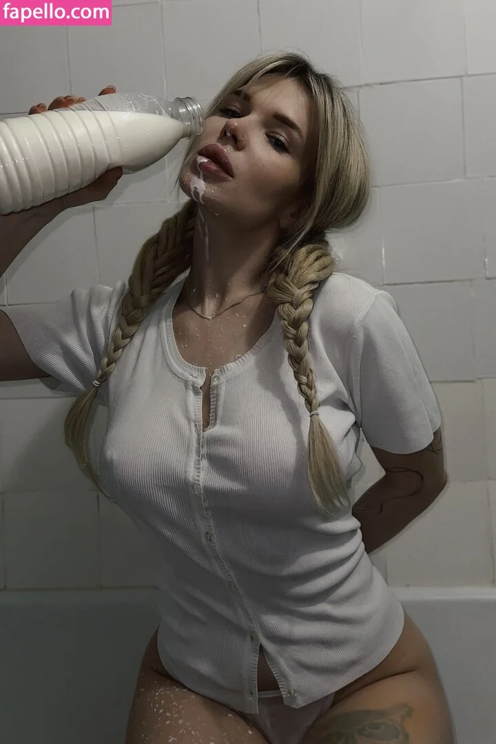 Sorabi Onlyfans Photo Gallery 