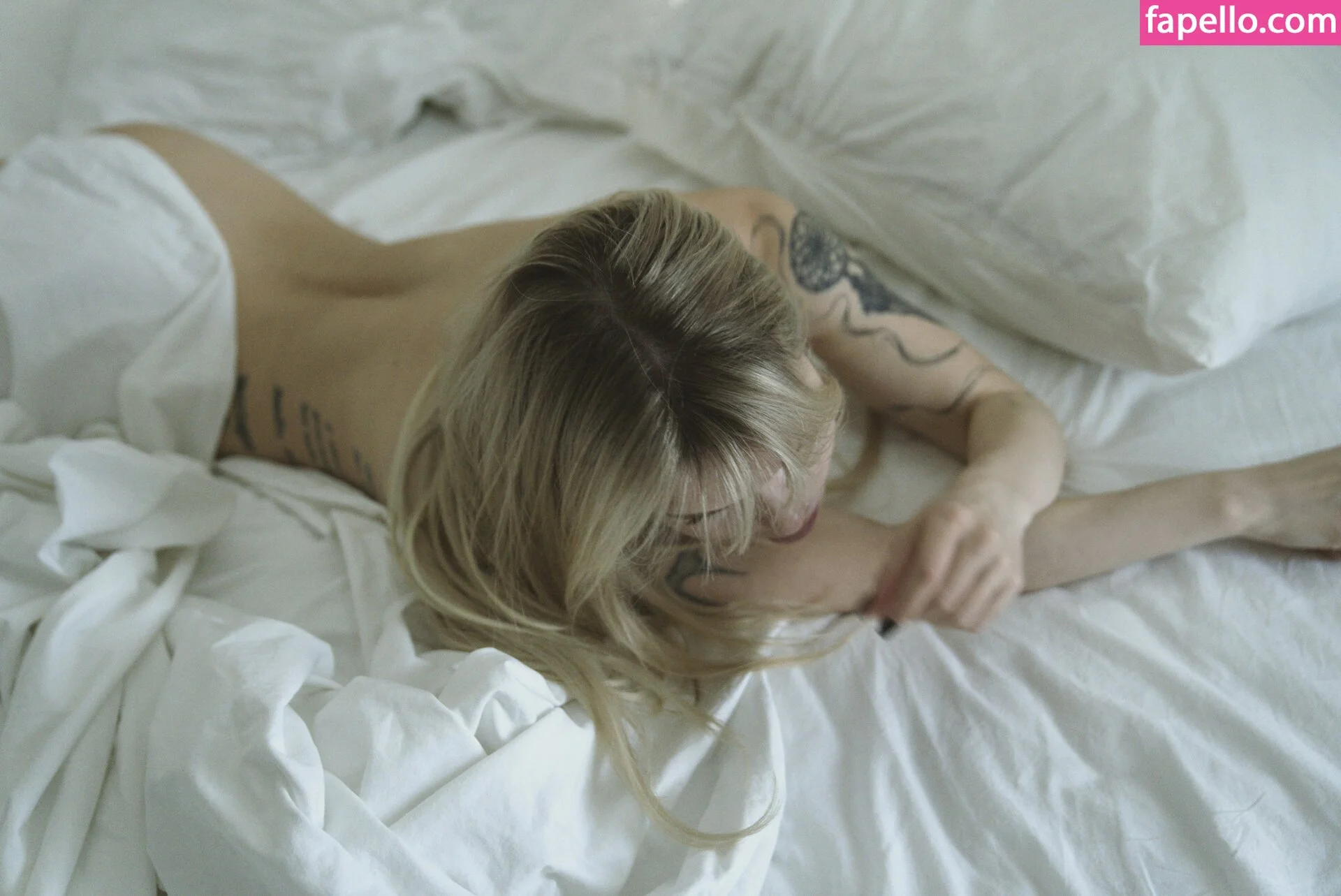 Sorabi Onlyfans Photo Gallery 