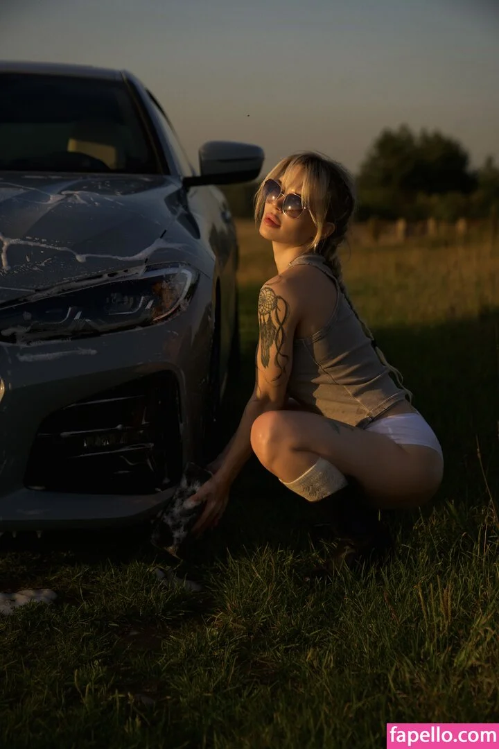 Sorabi Onlyfans Photo Gallery 