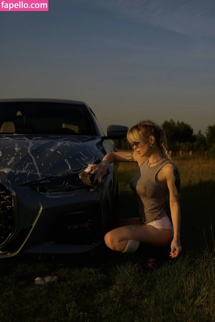 Sorabi Onlyfans Photo Gallery 