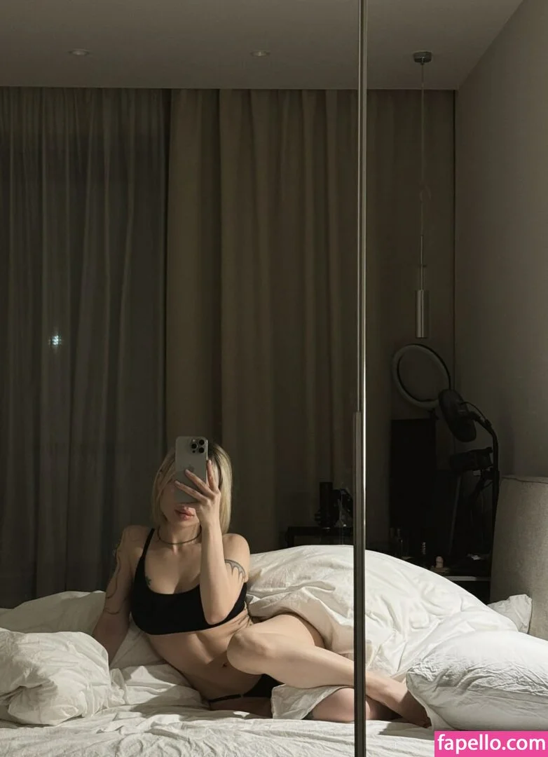 Sorabi Onlyfans Photo Gallery 