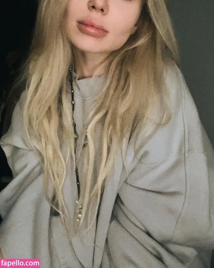 Sorabi Onlyfans Photo Gallery 