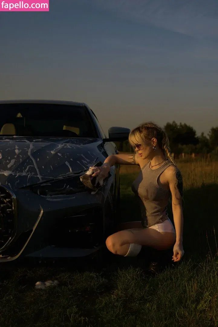 Sorabi Onlyfans Photo Gallery 