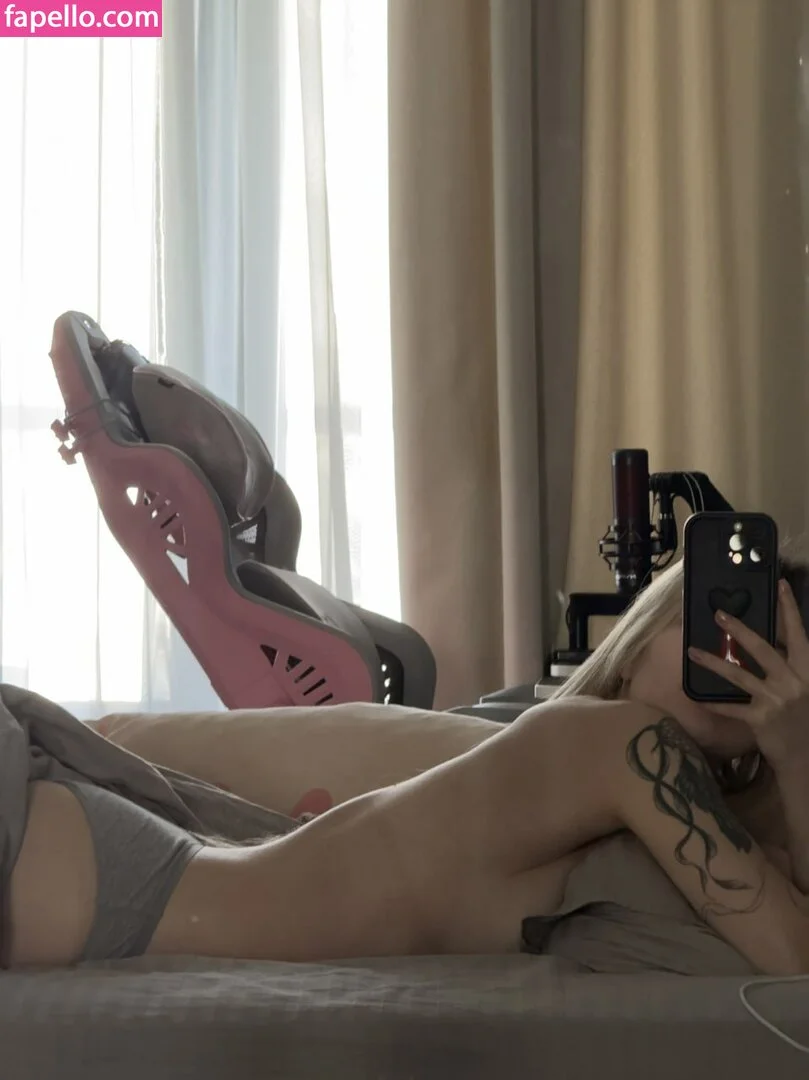 Sorabi Onlyfans Photo Gallery 