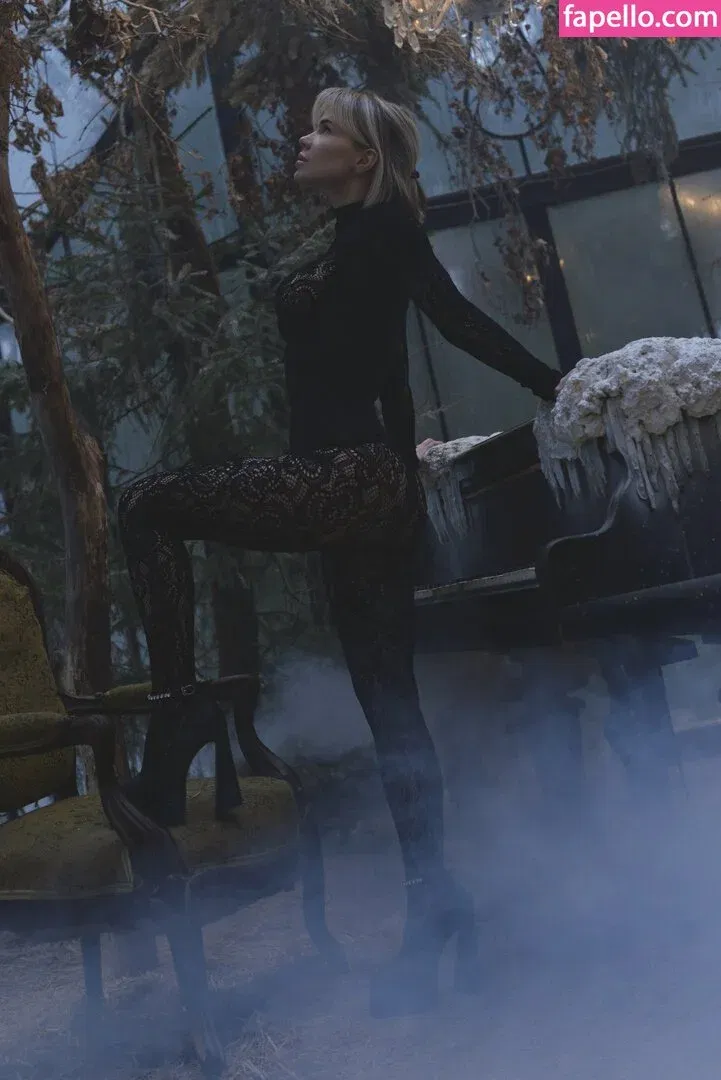 Sorabi Onlyfans Photo Gallery 