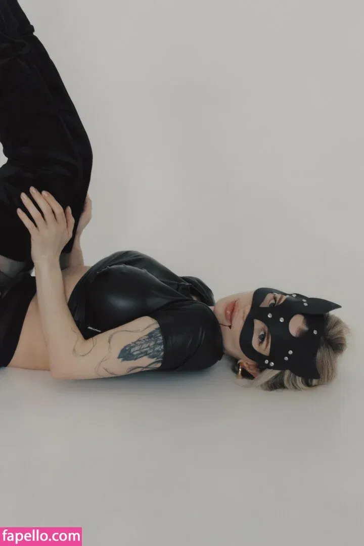 Sorabi Onlyfans Photo Gallery 