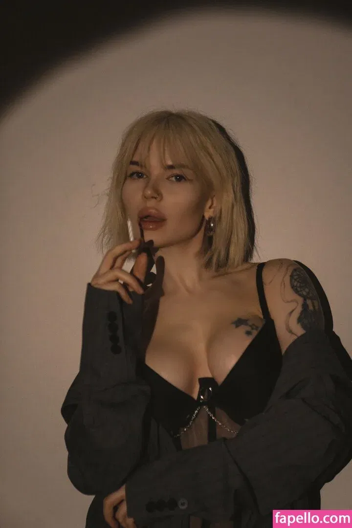 Sorabi Onlyfans Photo Gallery 