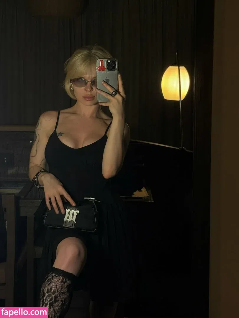 Sorabi Onlyfans Photo Gallery 