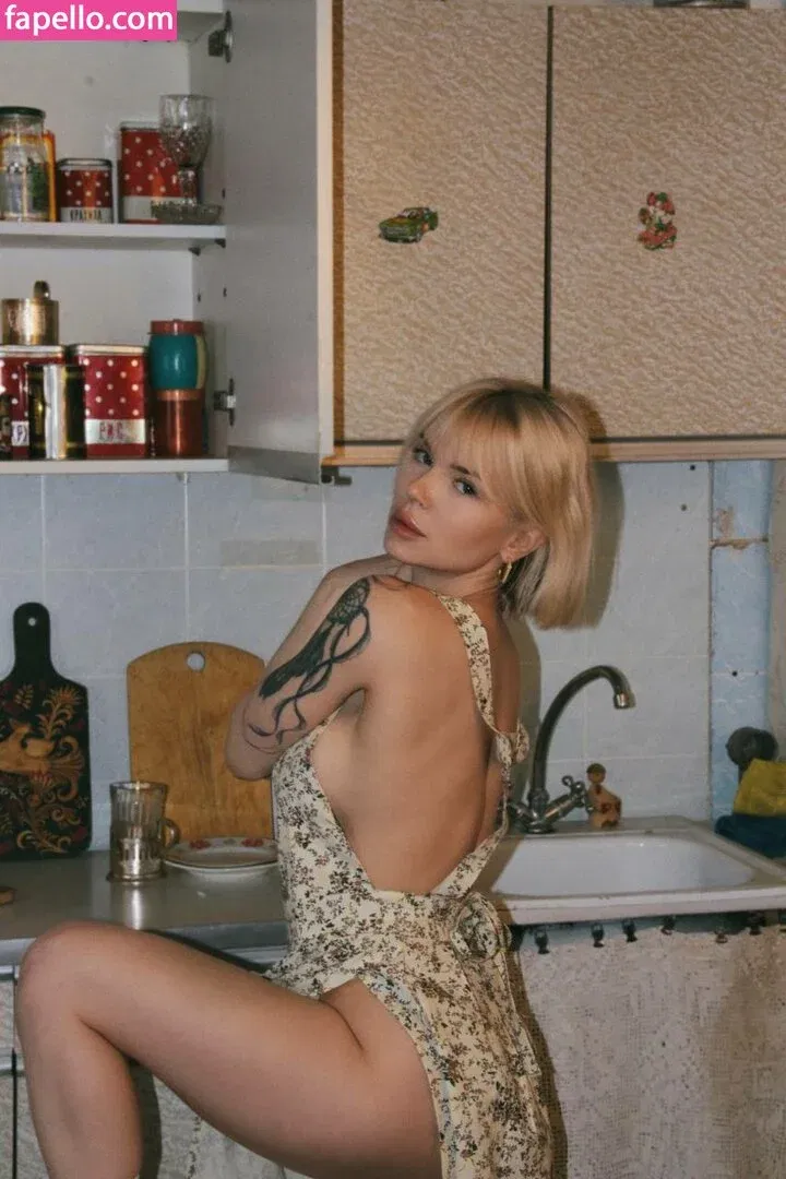 Sorabi Onlyfans Photo Gallery 