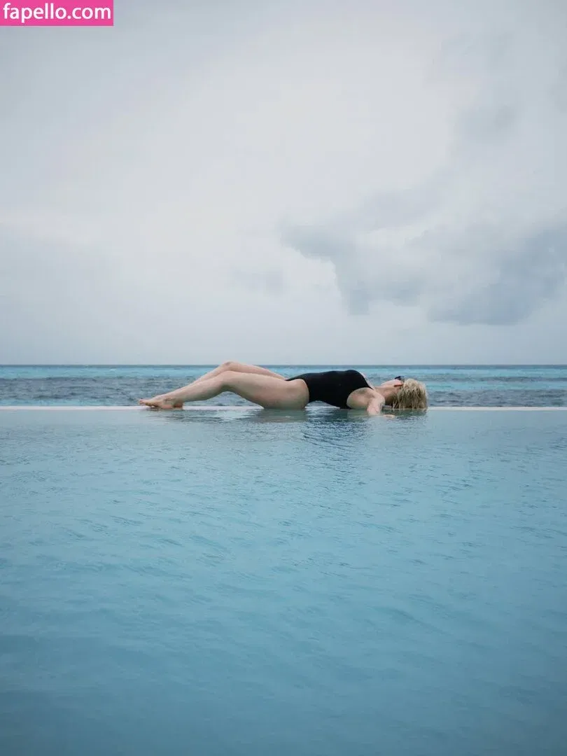 Sorabi Onlyfans Photo Gallery 