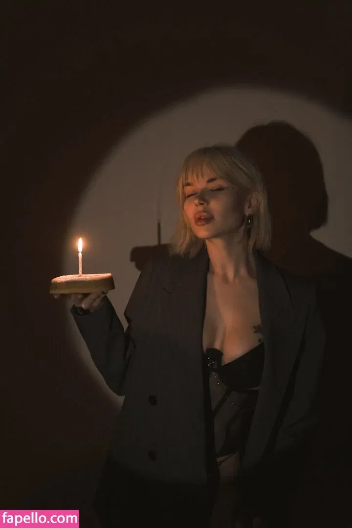 Sorabi Onlyfans Photo Gallery 