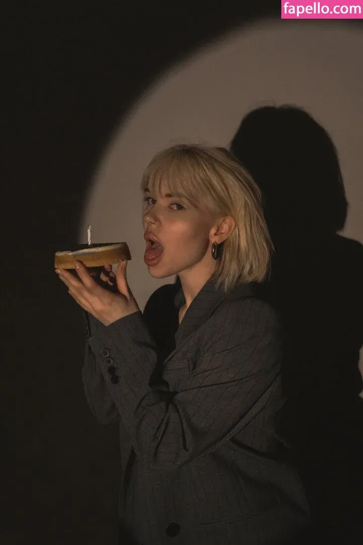 Sorabi Onlyfans Photo Gallery 