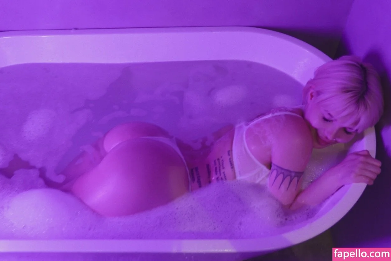 Sorabi Onlyfans Photo Gallery 