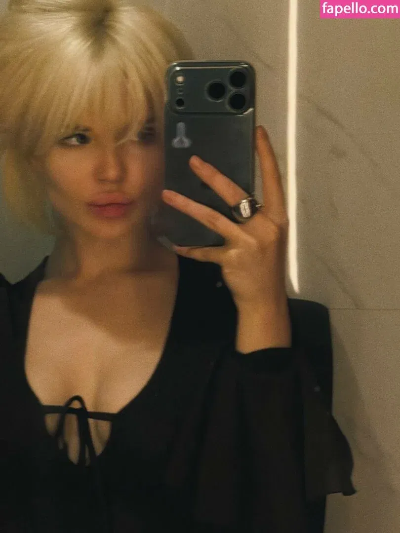 Sorabi Onlyfans Photo Gallery 