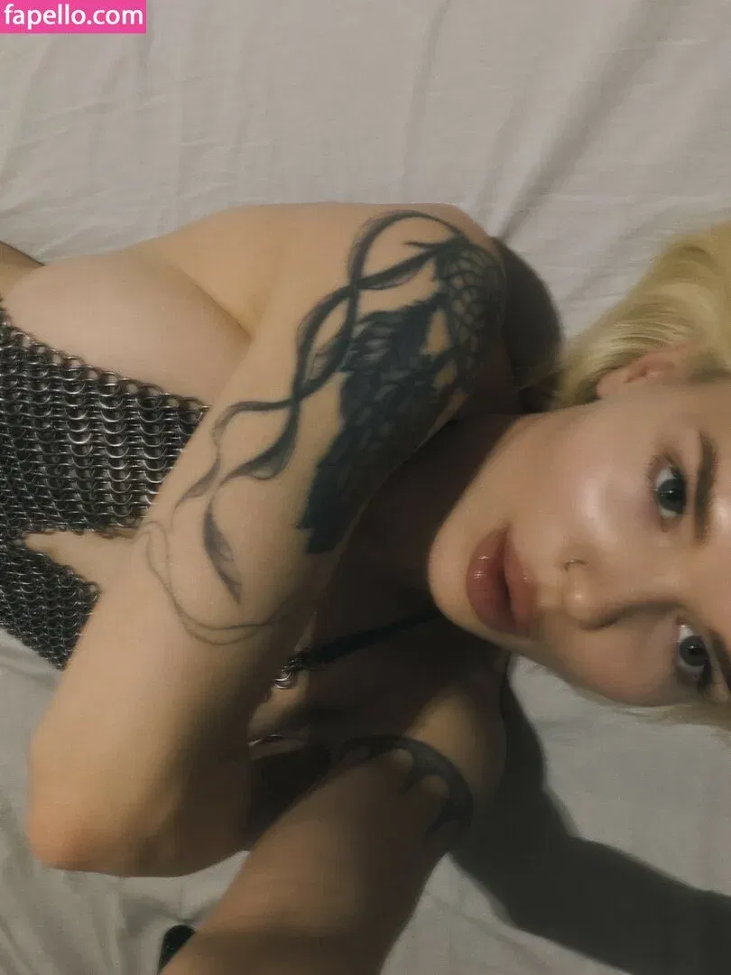 Sorabi Onlyfans Photo Gallery 