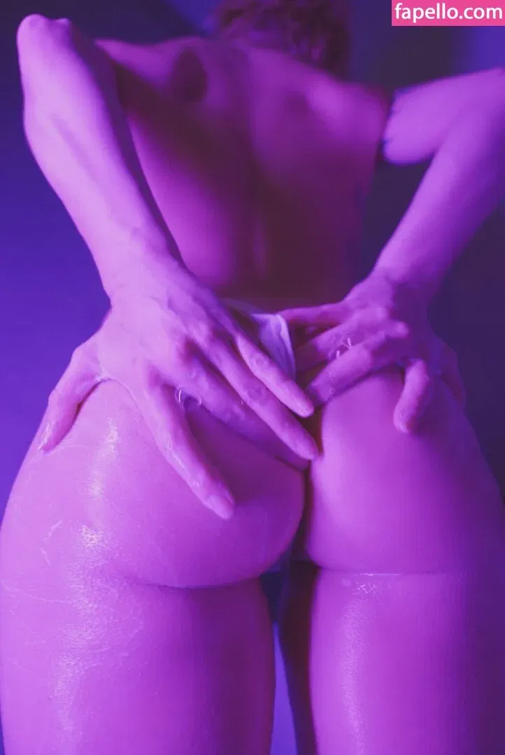 Sorabi Onlyfans Photo Gallery 