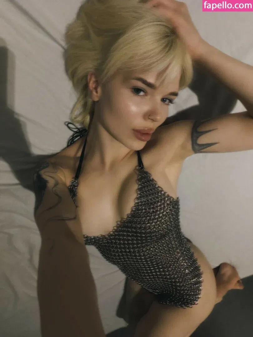 Sorabi Onlyfans Photo Gallery 