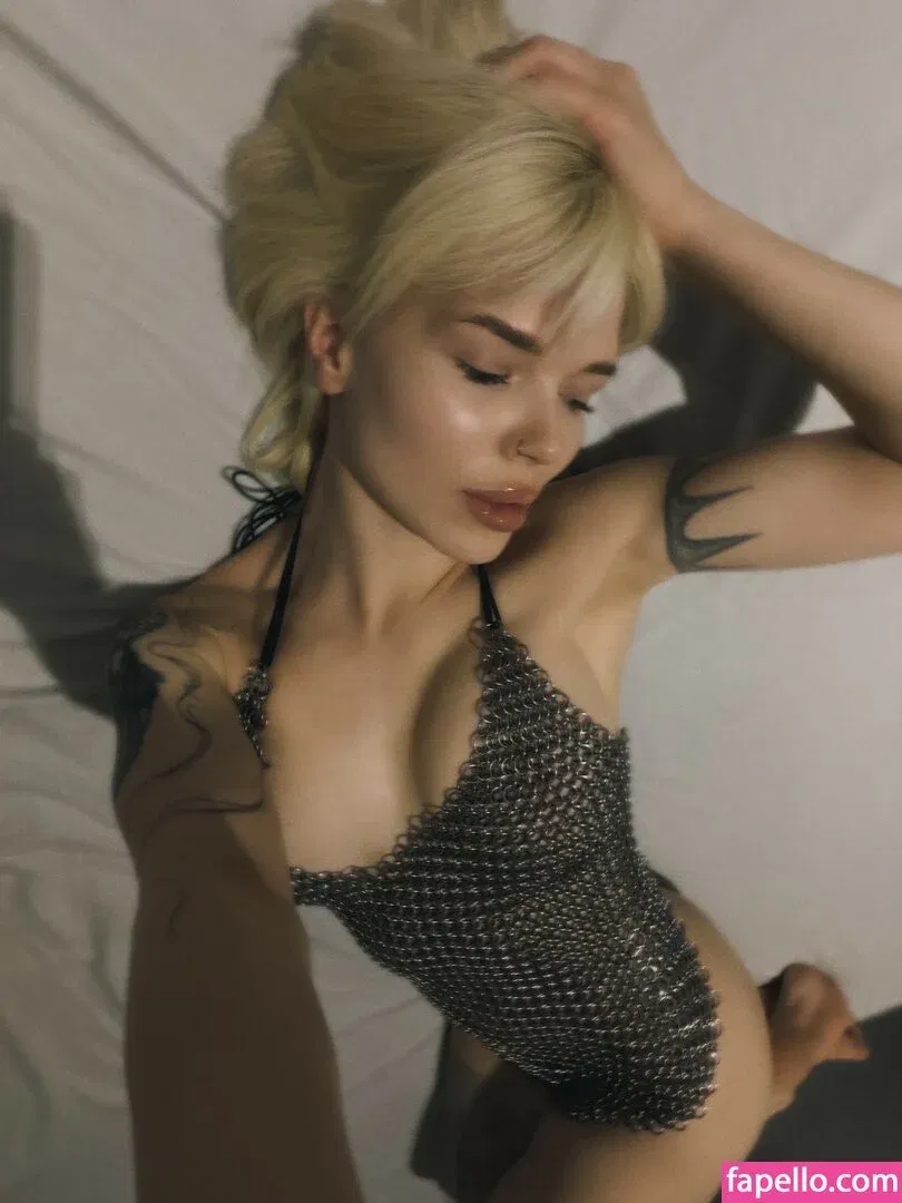 Sorabi Onlyfans Photo Gallery 