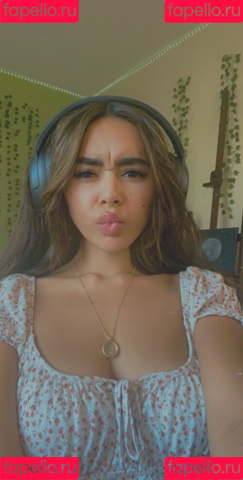 Chellchee Onlyfans Photo Gallery 