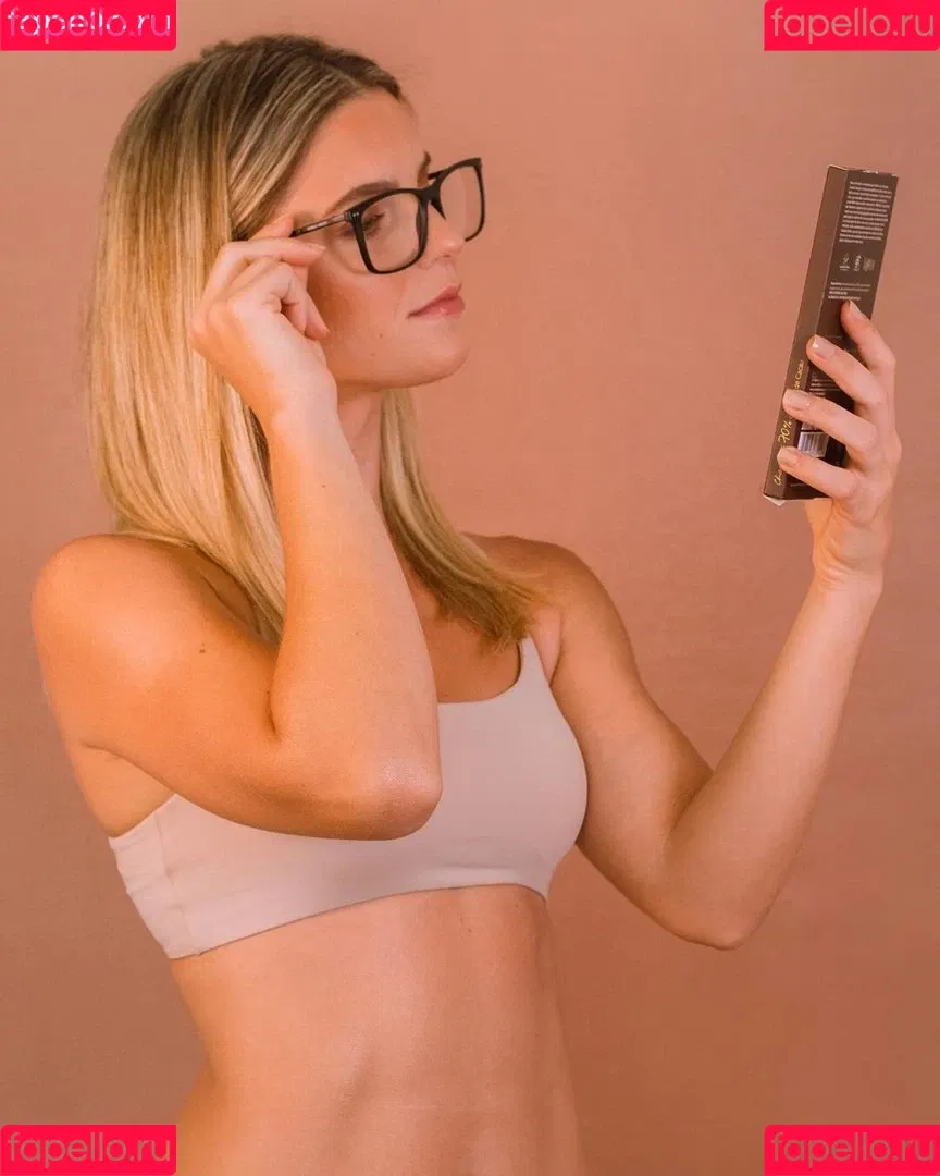 Thaísa Leal Onlyfans Photo Gallery 