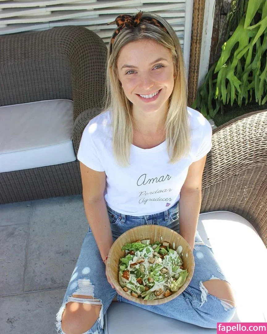 Thaísa Leal Onlyfans Photo Gallery 