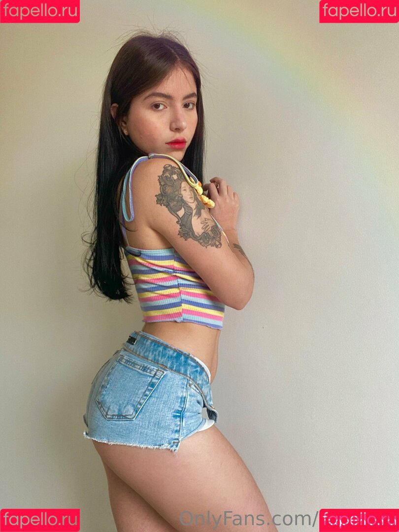 Mia Reid Onlyfans Photo Gallery 