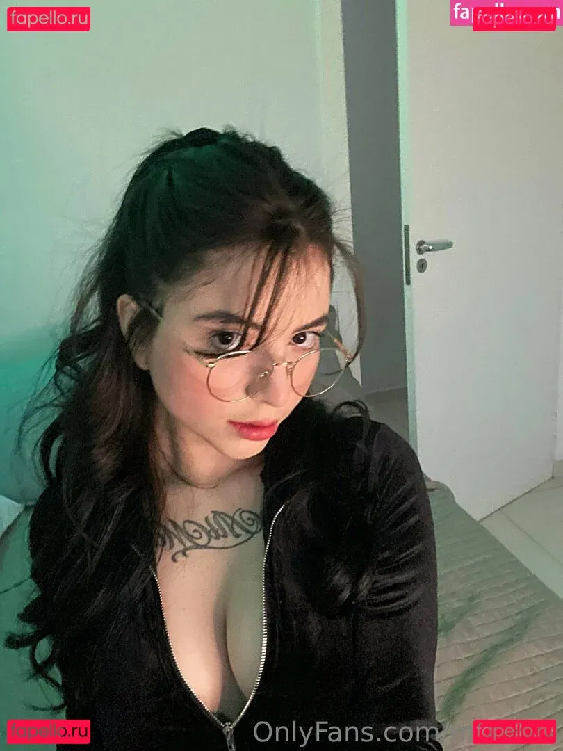 Mia Reid Onlyfans Photo Gallery 