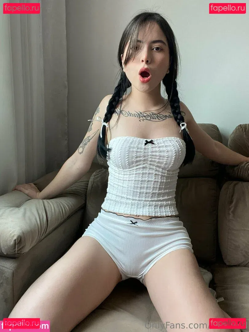 Mia Reid Onlyfans Photo Gallery 