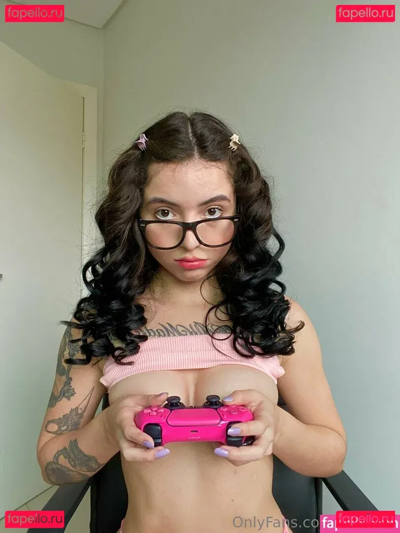 Mia Reid Onlyfans Photo Gallery 