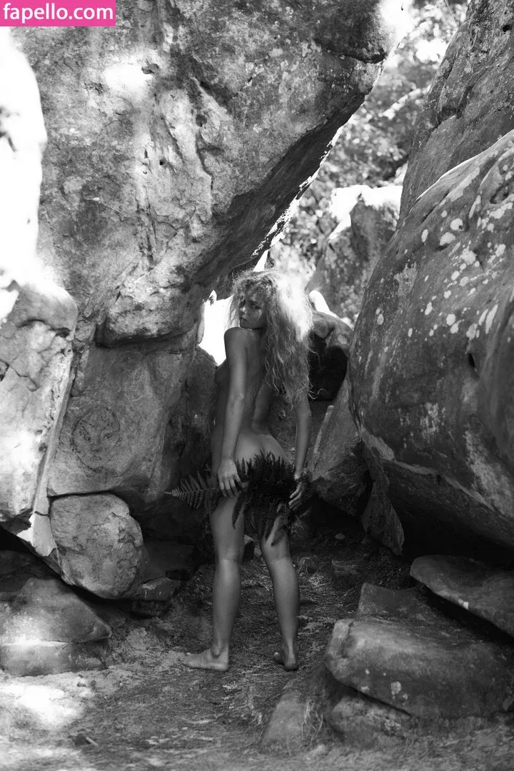 Julia Yaroshenko Onlyfans Photo Gallery 