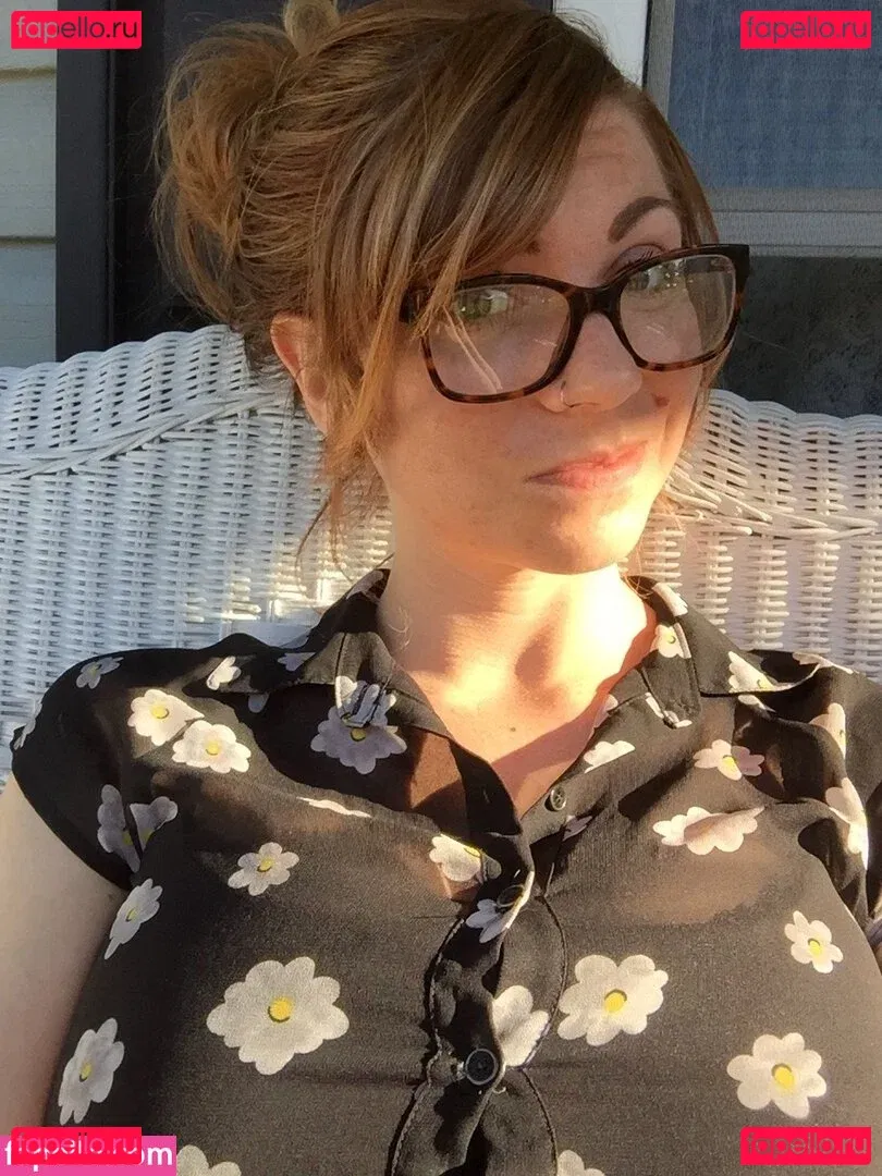 Kirsty Onlyfans Photo Gallery 