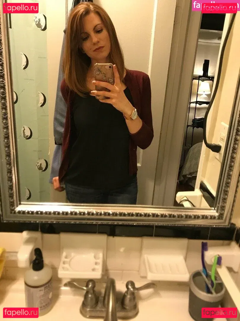 Kirsty Onlyfans Photo Gallery 