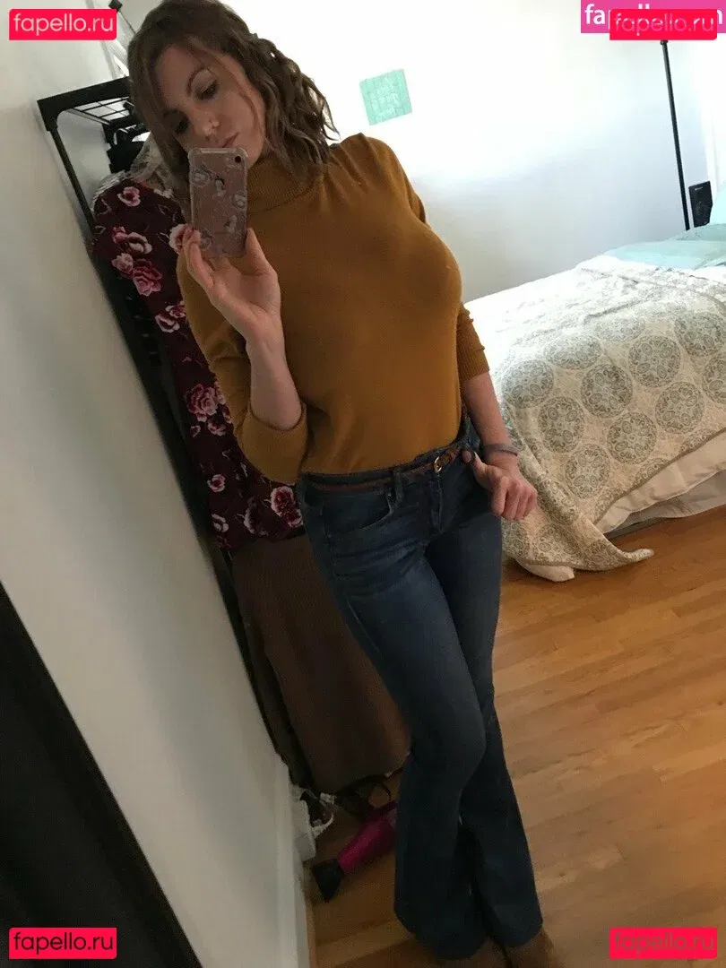 Kirsty Onlyfans Photo Gallery 