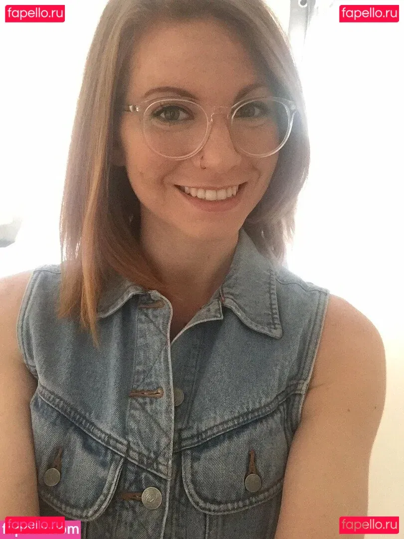 Kirsty Onlyfans Photo Gallery 