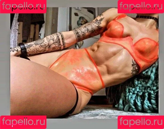Lois Pacitto Onlyfans Photo Gallery 
